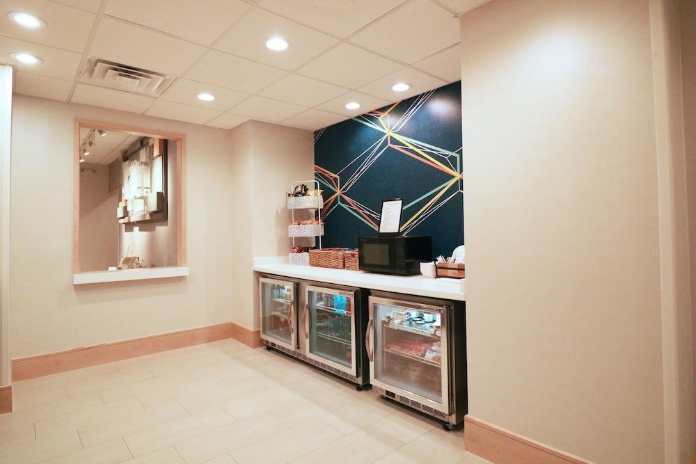 Holiday Inn Express & Suites Columbia-I-26 @ Harbison Blvd By Ihg Exterior foto