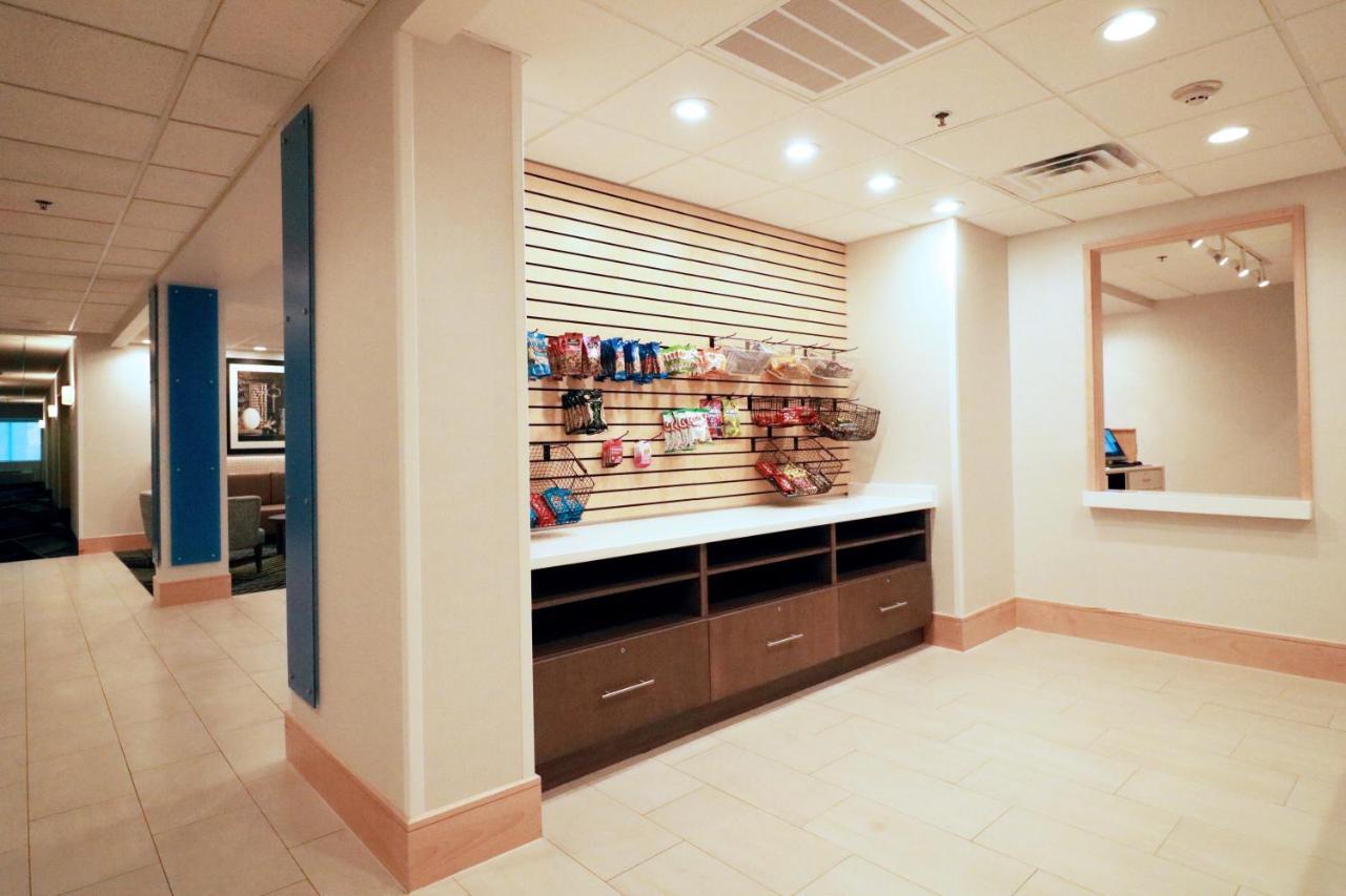 Holiday Inn Express & Suites Columbia-I-26 @ Harbison Blvd By Ihg Exterior foto